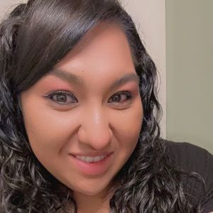 Meet your Posher, Mayra